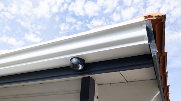 Seamless Gutters Installation in Piqua